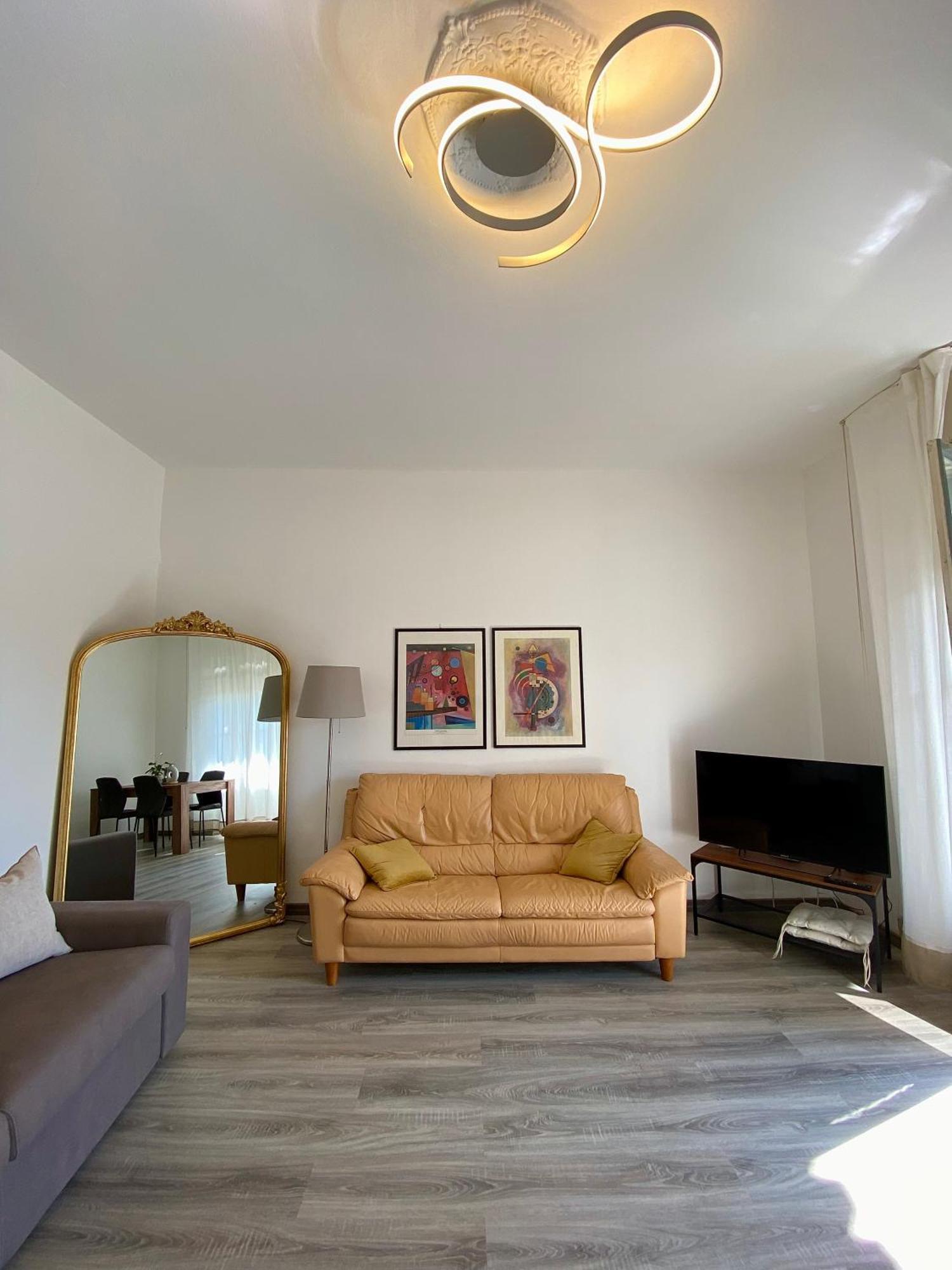Casa Sara Como Lake Parcheggio Interno Privato Cernobbio Exterior foto