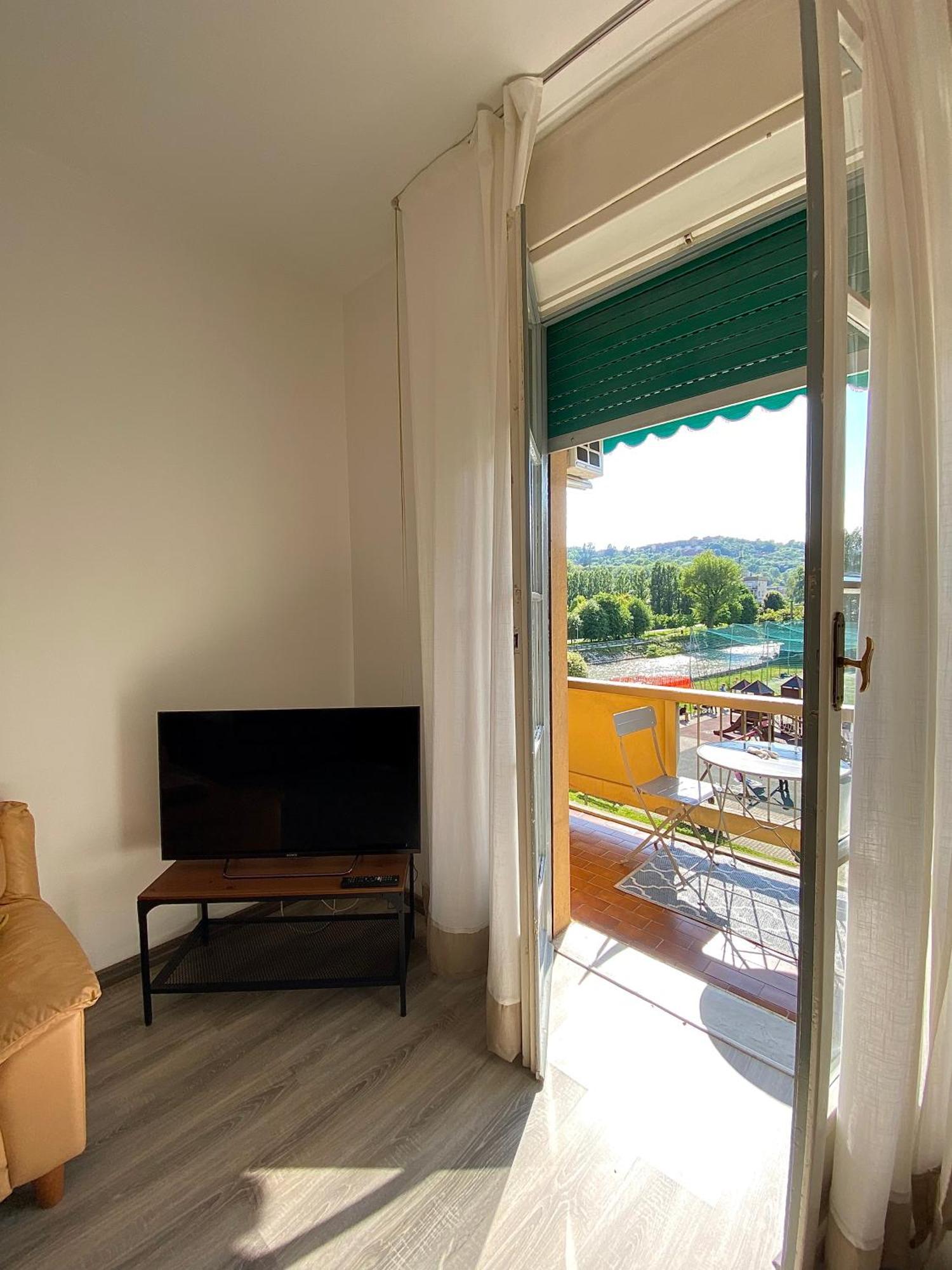 Casa Sara Como Lake Parcheggio Interno Privato Cernobbio Exterior foto